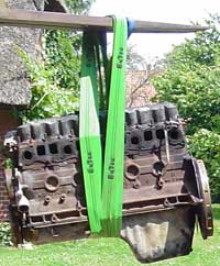 Bergegurt zum Heben eines 4.0 Liter Jeep-Motors